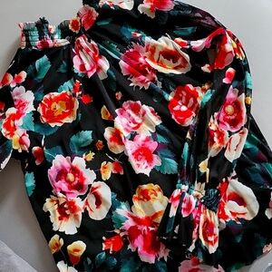 Floral kids blouse